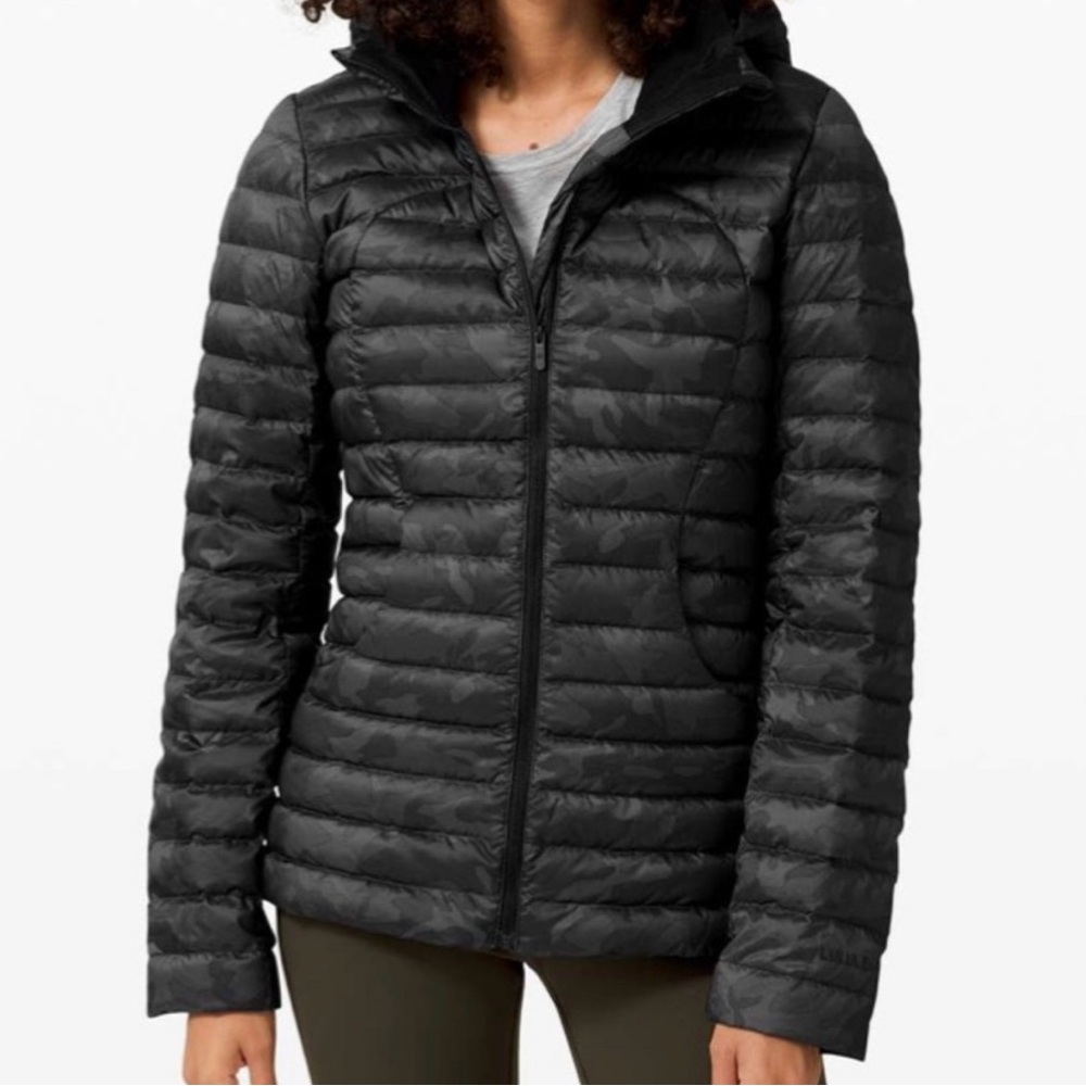 Lululemon Women's Gray Camo Down  Puffer Jacket